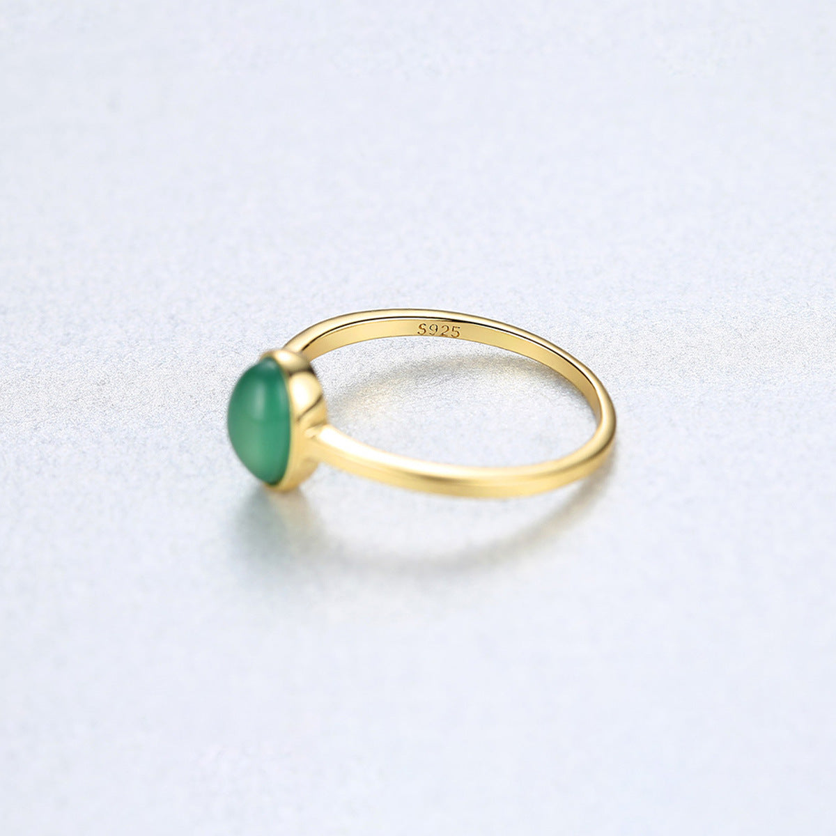 grüner Edelstein - Ring