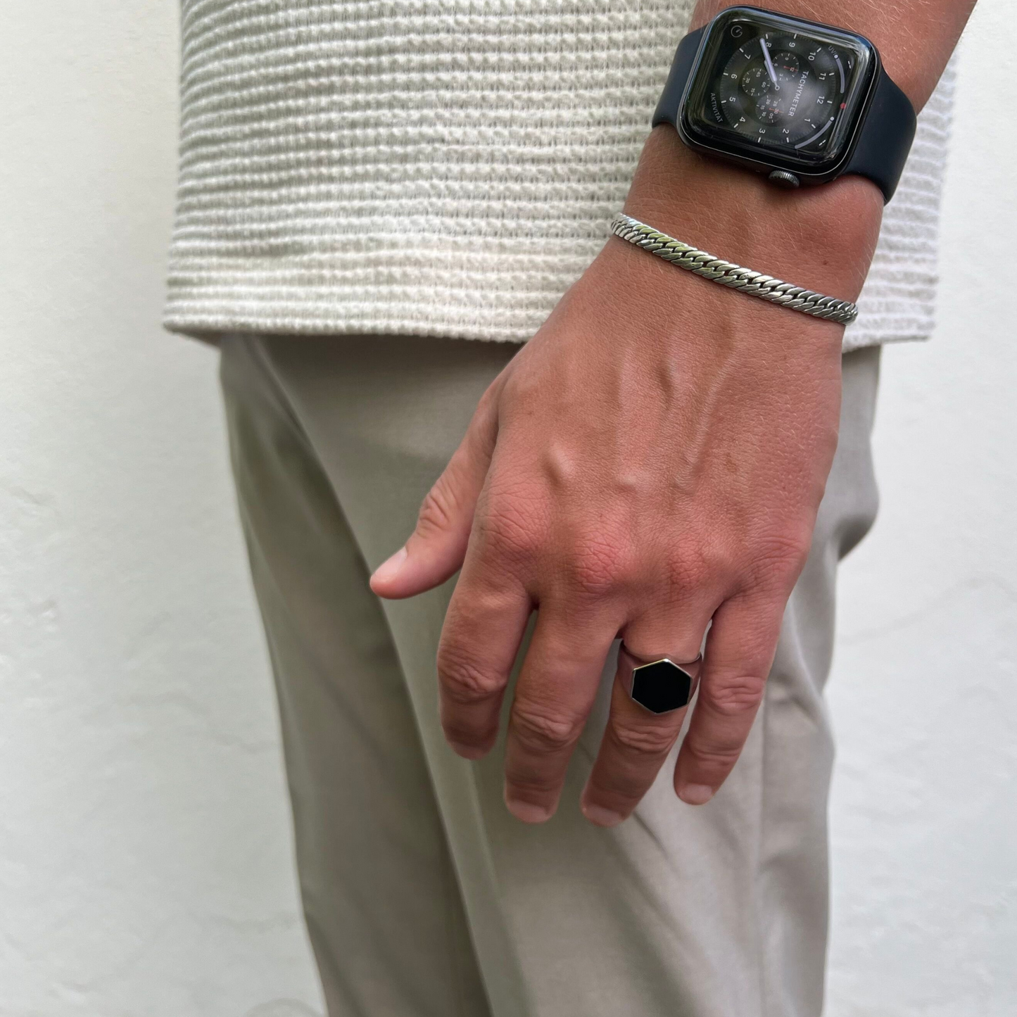 Onyx Hexagon - Ring
