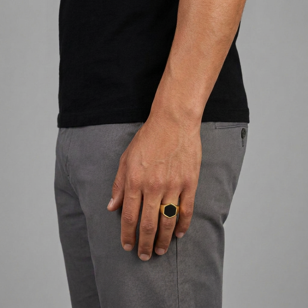 Onyx Hexagon - Ring