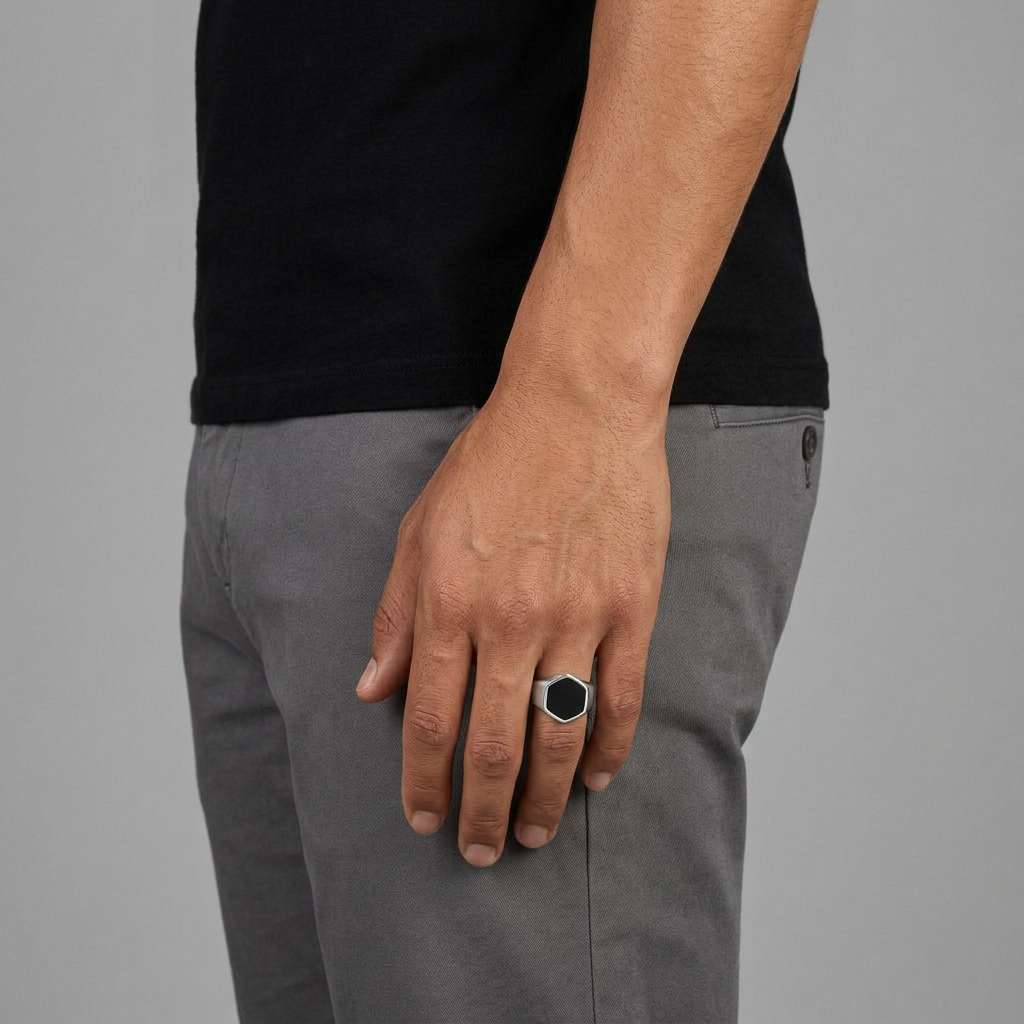 Onyx Hexagon - Ring